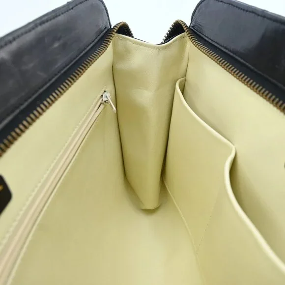 AUTHENTIC CHANEL Matelasse Black Leather Pouch Bag bsj797-121225 - Picture 10 of 16